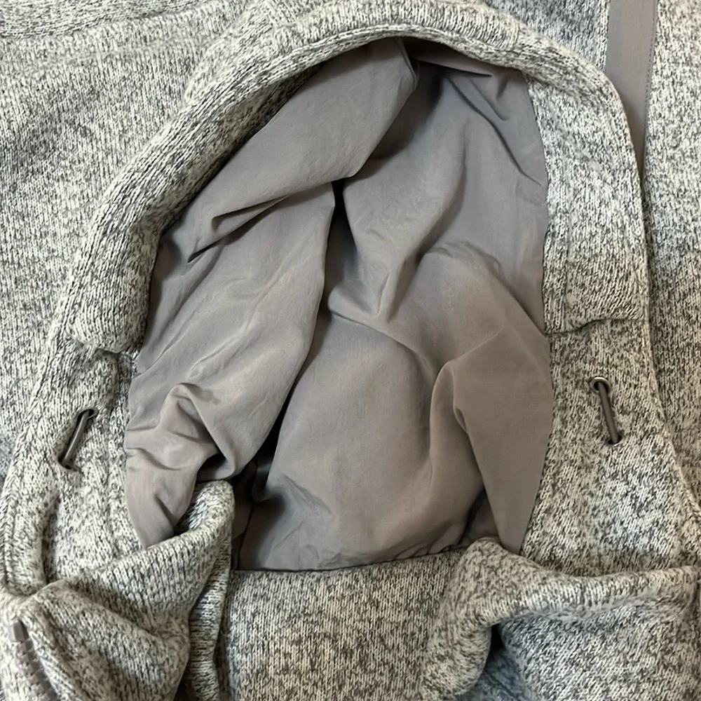 Athleta hoodie jacket sweater woman’s size XS gray full zip warmth athleisure
